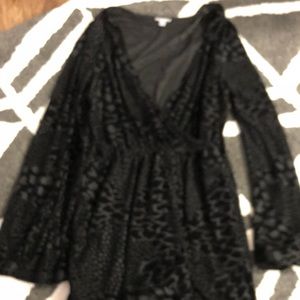 Velvet bell sleeve romper